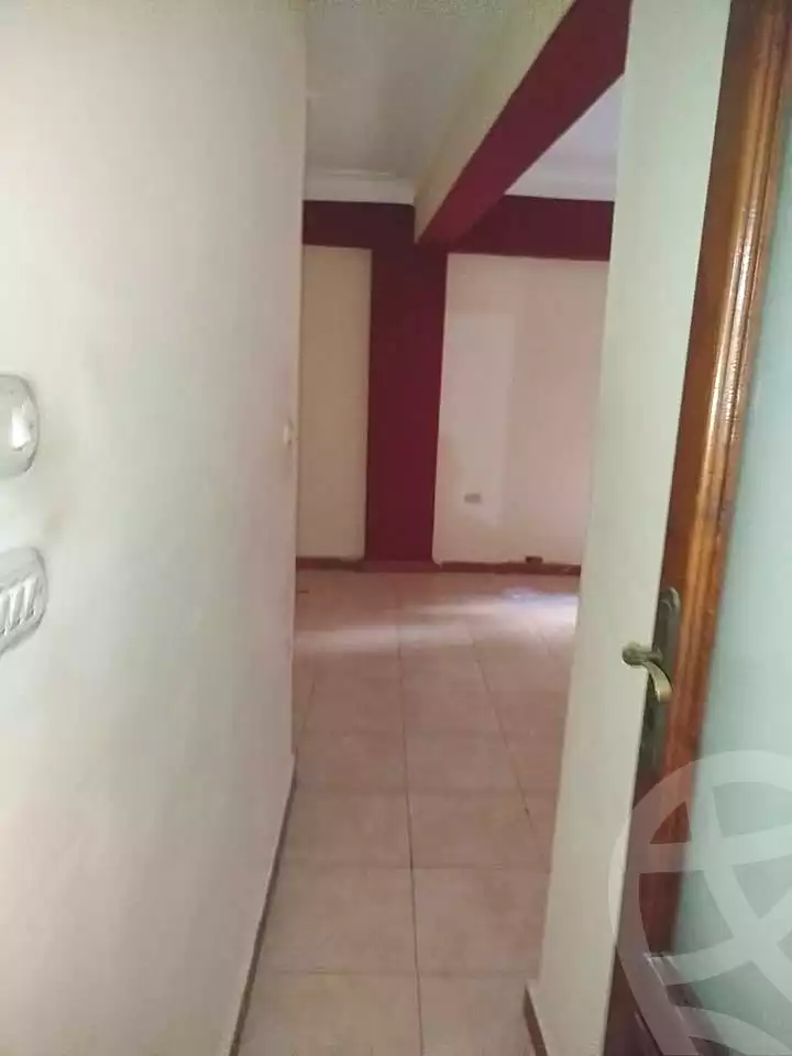 https://aqarmap.com.eg/ar/listing/7155451-for-sale-alexandria-al-agamy-bw-ywsf