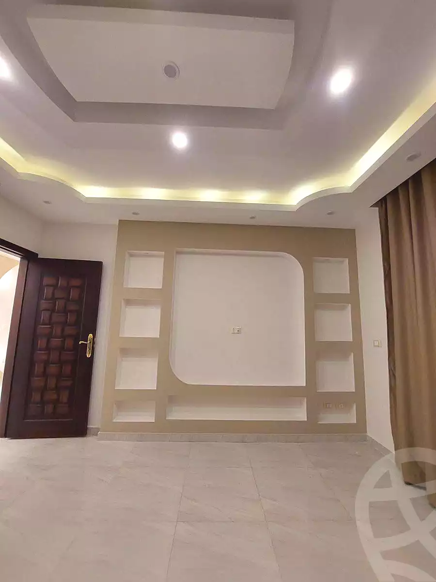 https://aqarmap.com.eg/ar/listing/7155574-for-sale-cairo-helwan-helwan-el-sharkeya-saleh-sobhy-st