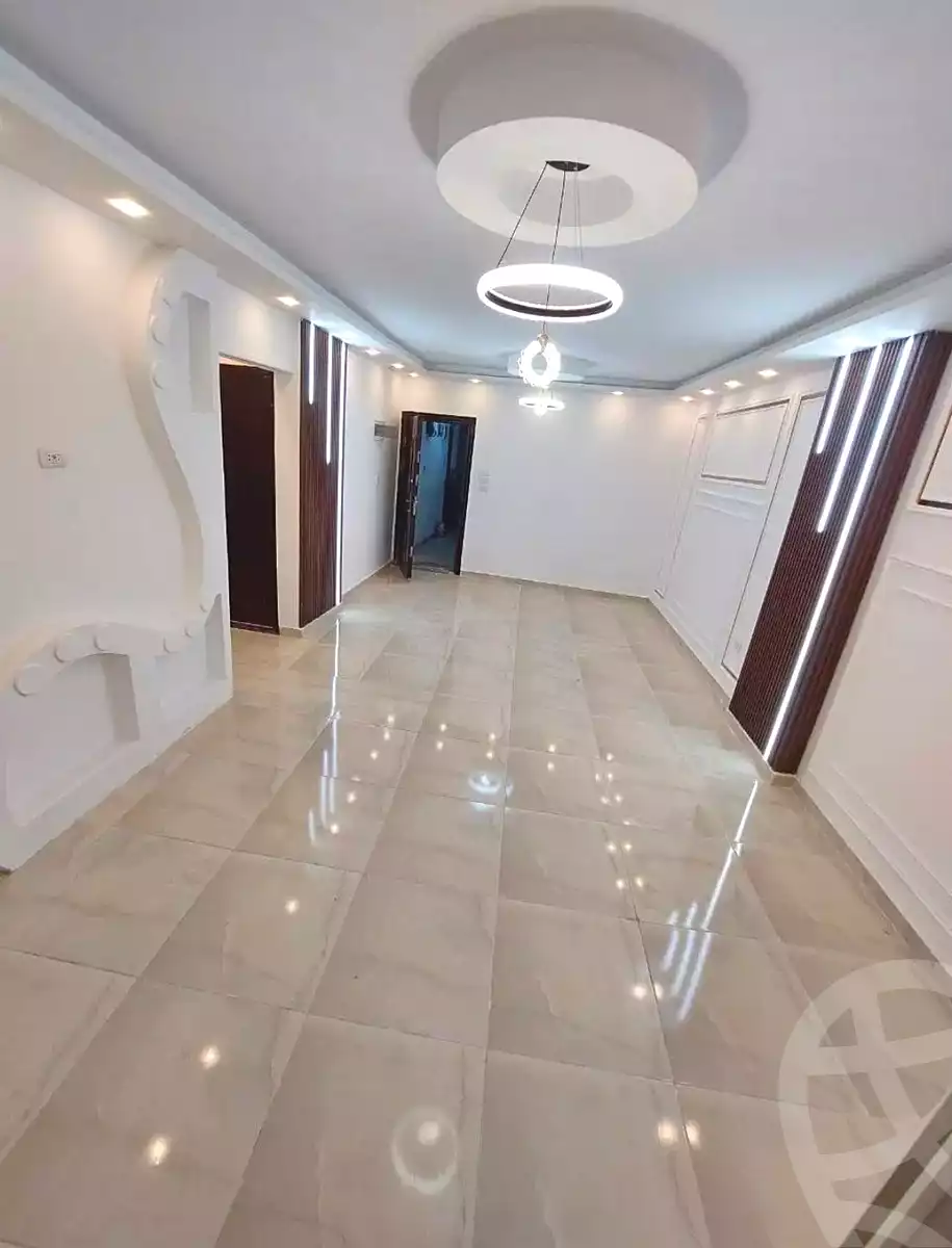https://aqarmap.com.eg/ar/listing/7155658-for-sale-alexandria-sydy-bshr-sydy-bshr-bhry-gamal-abd-el-nasir-st
