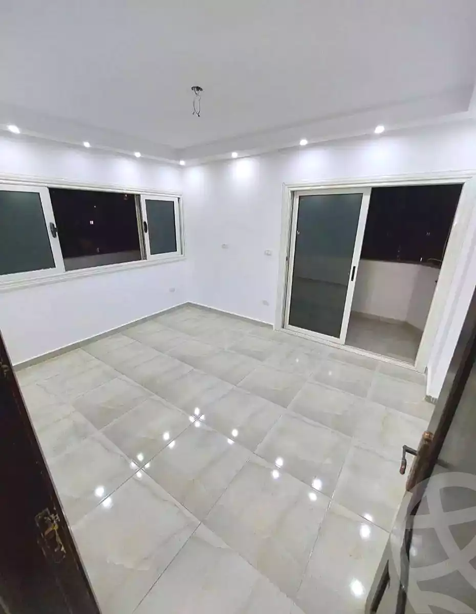 https://aqarmap.com.eg/ar/listing/7155658-for-sale-alexandria-sydy-bshr-sydy-bshr-bhry-gamal-abd-el-nasir-st