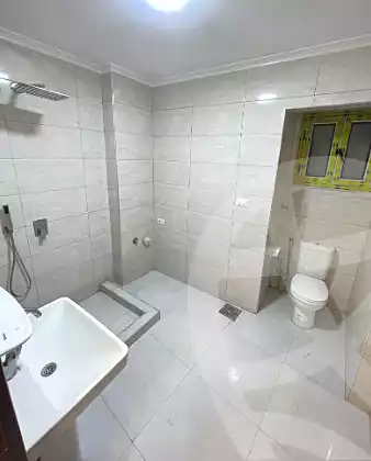 https://aqarmap.com.eg/ar/listing/7155662-for-sale-alexandria-sydy-bshr-sydy-bshr-bhry-shr-khld-bn-lwlyd