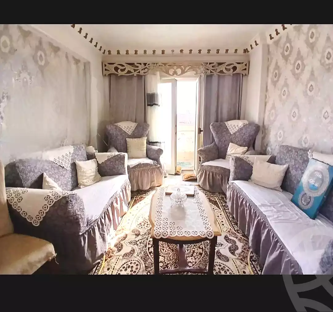 https://aqarmap.com.eg/ar/listing/7155667-for-sale-alexandria-moharram-bey-erfan-st