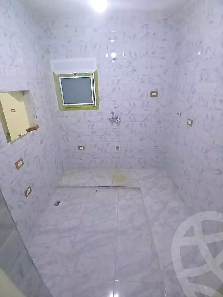 https://aqarmap.com.eg/ar/listing/7155762-for-sale-alexandria-al-agamy-el-hanouvel-abo-bakr-el-sedeek-st