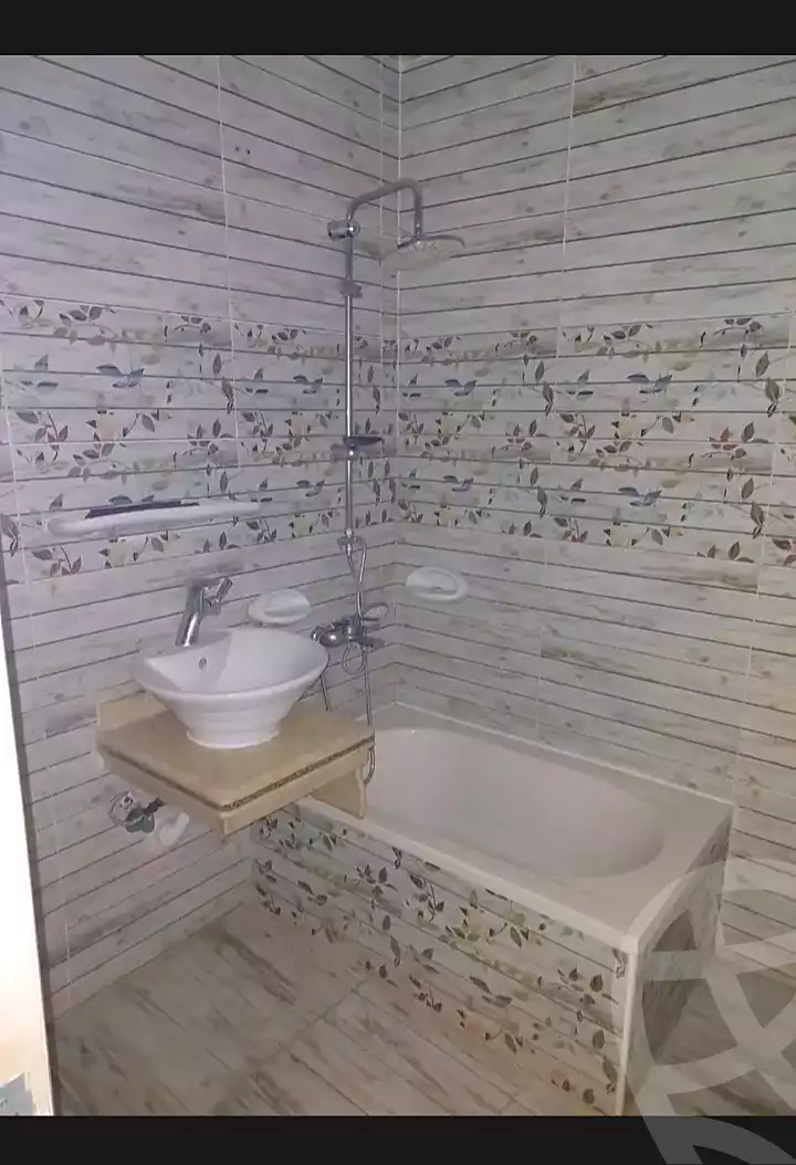 https://aqarmap.com.eg/ar/listing/7156099-for-sale-alexandria-al-agamy-lbytsh-bianchiii