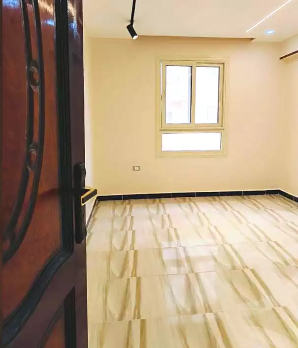 https://aqarmap.com.eg/ar/listing/7156272-for-sale-alexandria-al-agamy-bw-ywsf