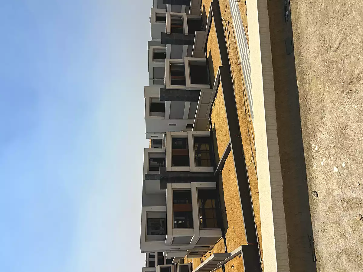 https://aqarmap.com.eg/ar/listing/7156703-for-sale-cairo-new-cairo-compounds-el-patio-town-compound-la-vista