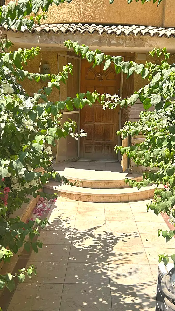 https://aqarmap.com.eg/ar/listing/7156807-for-sale-cairo-hadayek-el-ahram-mntq
