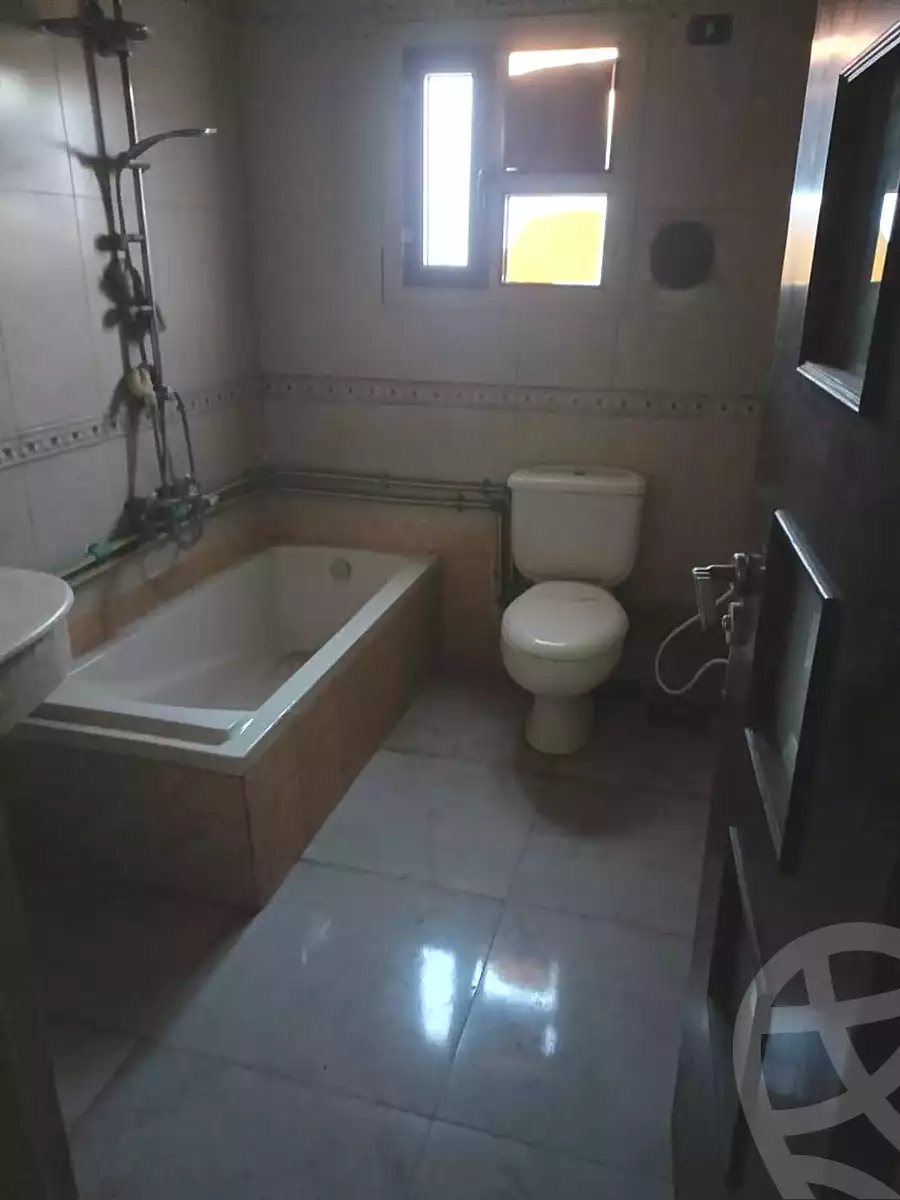 https://aqarmap.com.eg/ar/listing/7156868-for-rent-cairo-helwan-mostafa-fahmy-st