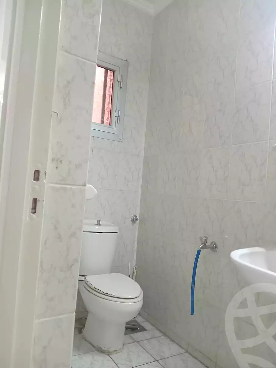 https://aqarmap.com.eg/ar/listing/7157154-for-rent-alexandria-el-asafra-l-sfr-bhry