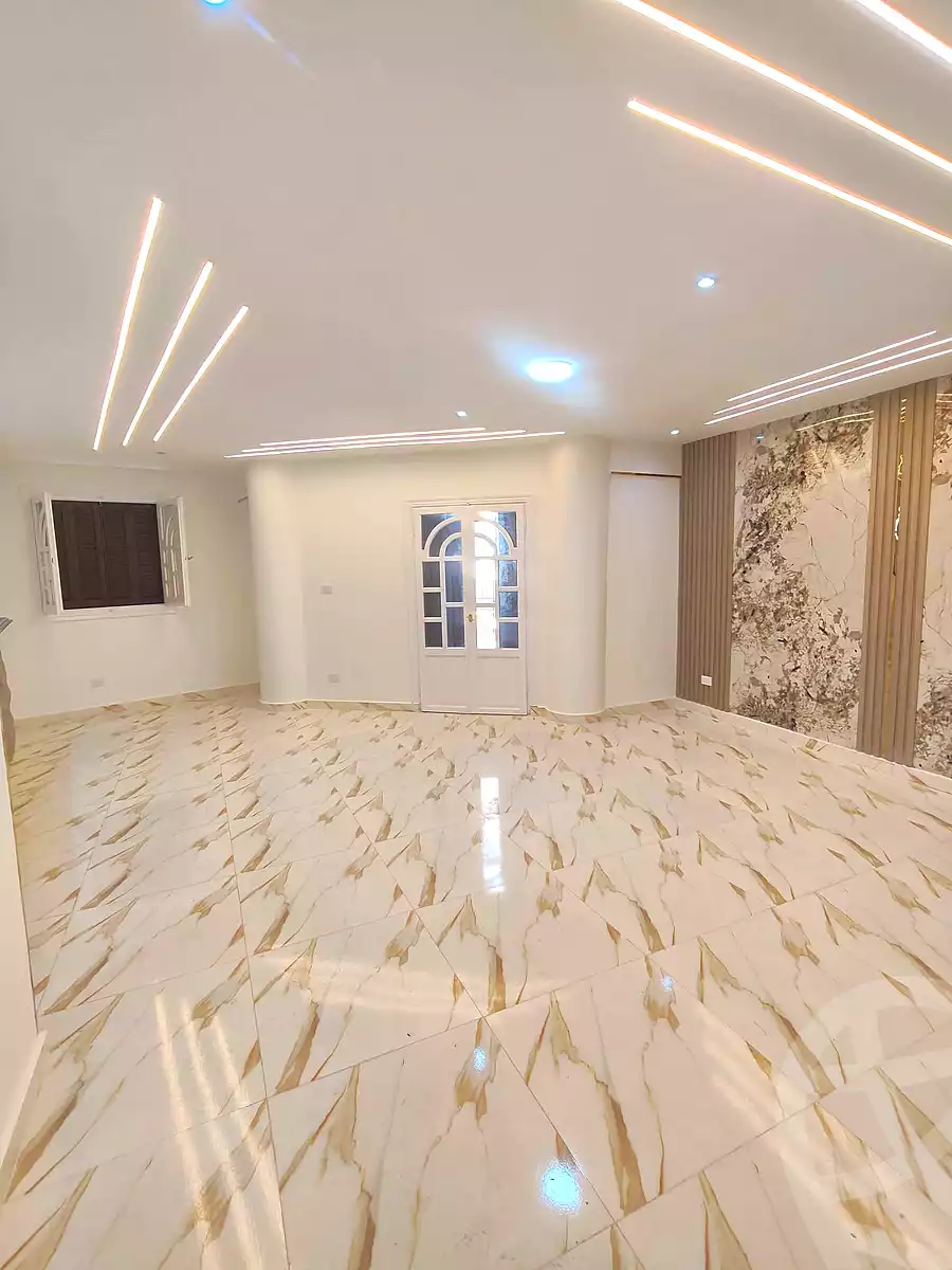 https://aqarmap.com.eg/ar/listing/7157354-for-sale-alexandria-miami