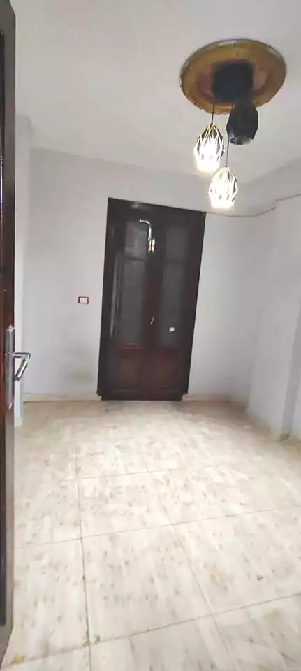 https://aqarmap.com.eg/ar/listing/7157562-for-sale-alexandria-al-agamy-lbytsh-el-bostan-st