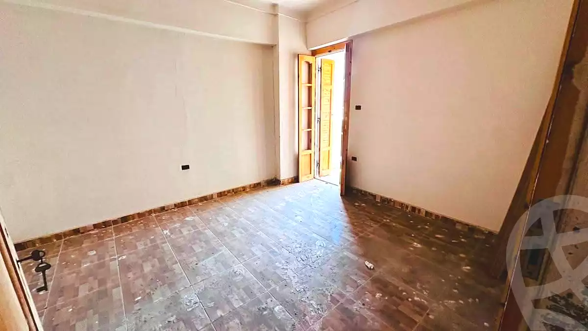 https://aqarmap.com.eg/ar/listing/7157660-for-sale-alexandria-el-asafra-l-sfr-bhry