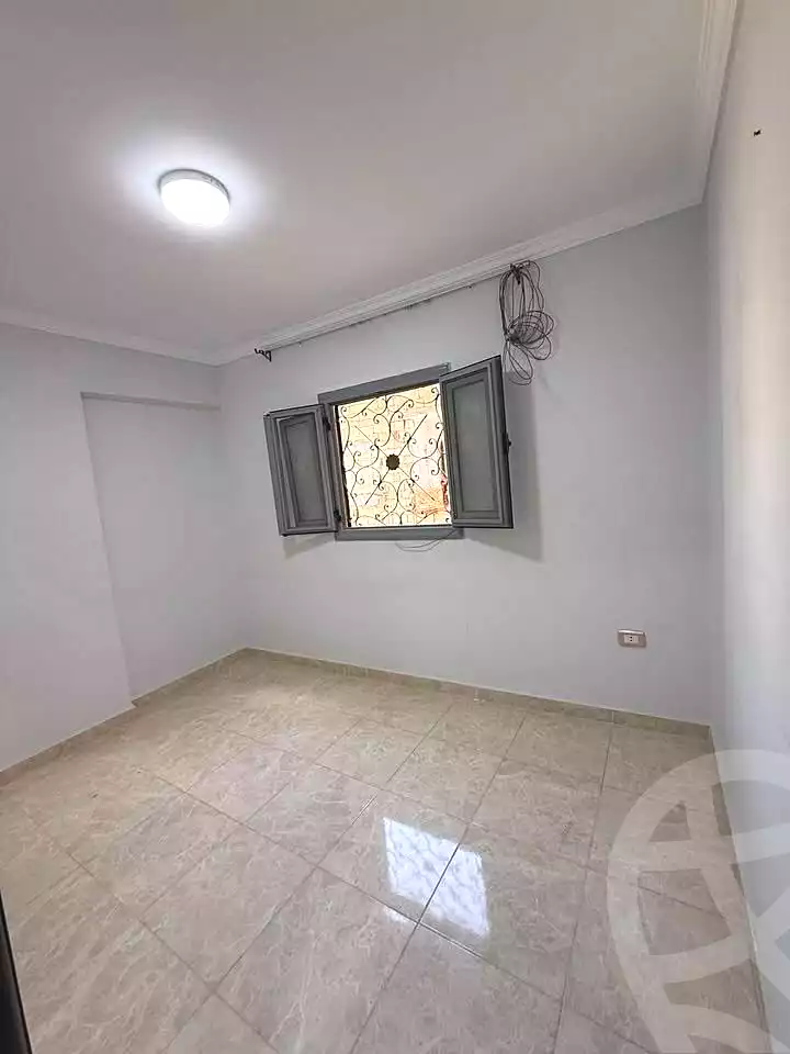 https://aqarmap.com.eg/ar/listing/7157681-for-sale-alexandria-al-agamy-lbytsh-al-kaada-st
