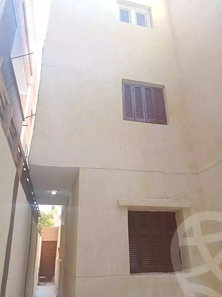 https://aqarmap.com.eg/ar/listing/7157776-for-sale-alexandria-al-agamy-lbytsh-shahr-al-assal-st