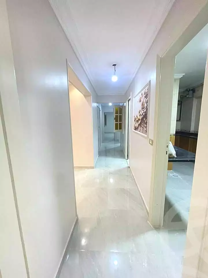 https://aqarmap.com.eg/ar/listing/7158003-for-sale-alexandria-el-asafra-l-sfr-bhry