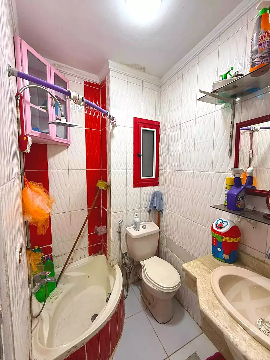 https://aqarmap.com.eg/ar/listing/7158098-for-sale-alexandria-sydy-bshr-sydy-bshr-bhry-shr-mhmd-njyb