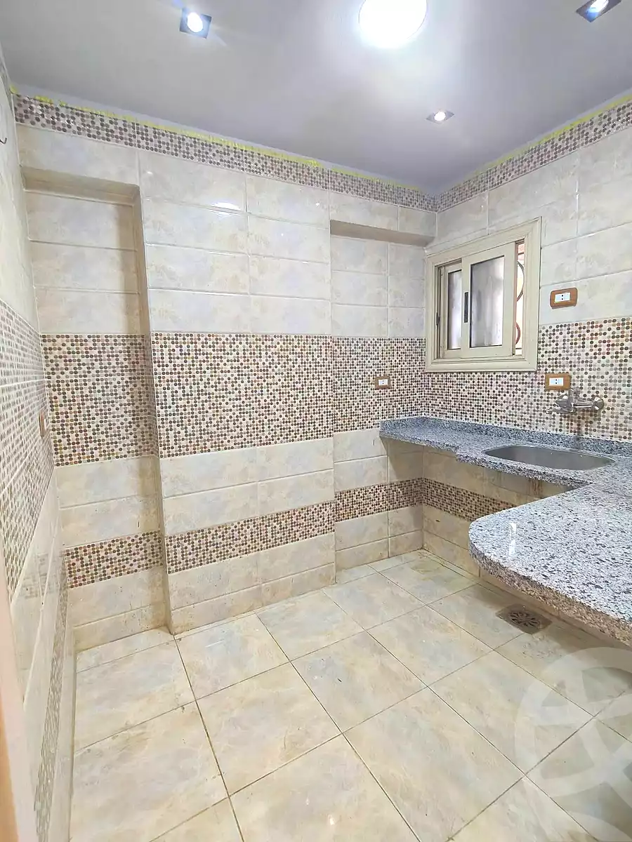 https://aqarmap.com.eg/ar/listing/7158187-for-sale-alexandria-sydy-bshr-sydy-bshr-bhry-shr-khld-bn-lwlyd
