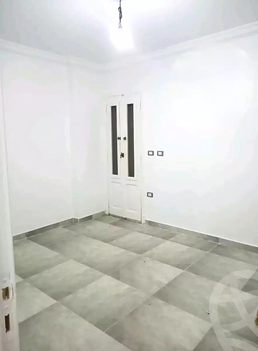 https://aqarmap.com.eg/ar/listing/7158199-for-sale-alexandria-al-agamy-el-hanouvel-al-haded-we-al-soulb-st