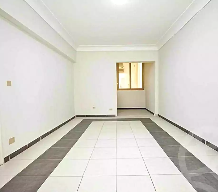https://aqarmap.com.eg/ar/listing/7158280-for-sale-alexandria-el-asafra-l-sfr-bhry-el-geish-rd