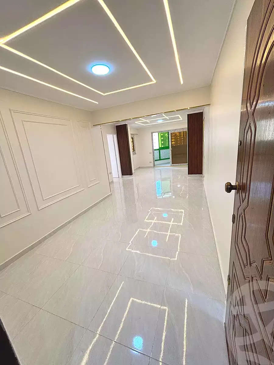 https://aqarmap.com.eg/ar/listing/7158361-for-sale-alexandria-miami-mahmoud-el-isawy-st