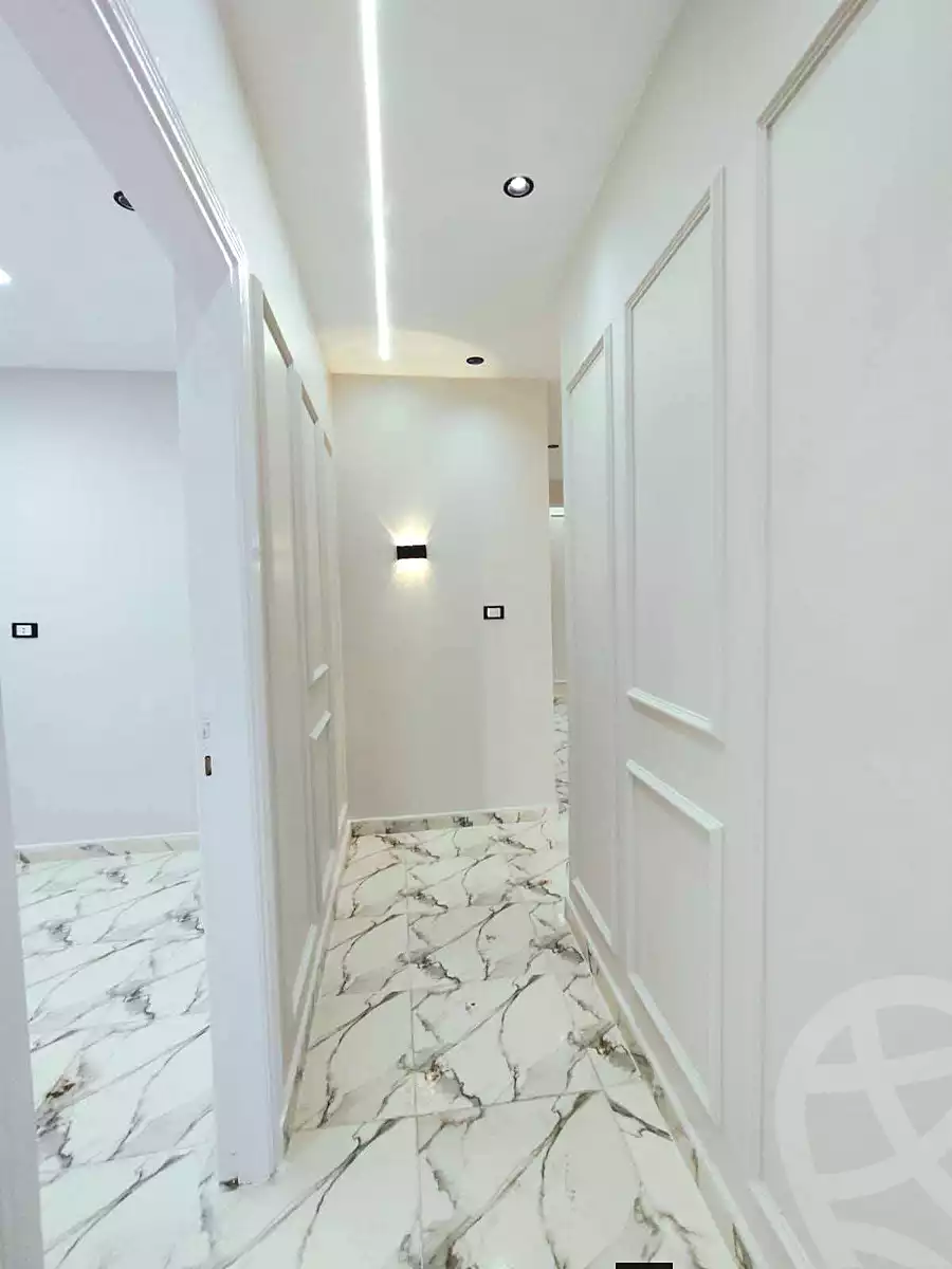 https://aqarmap.com.eg/ar/listing/7158423-for-sale-alexandria-al-agamy-lbytsh-el-saleheen-mosque-st