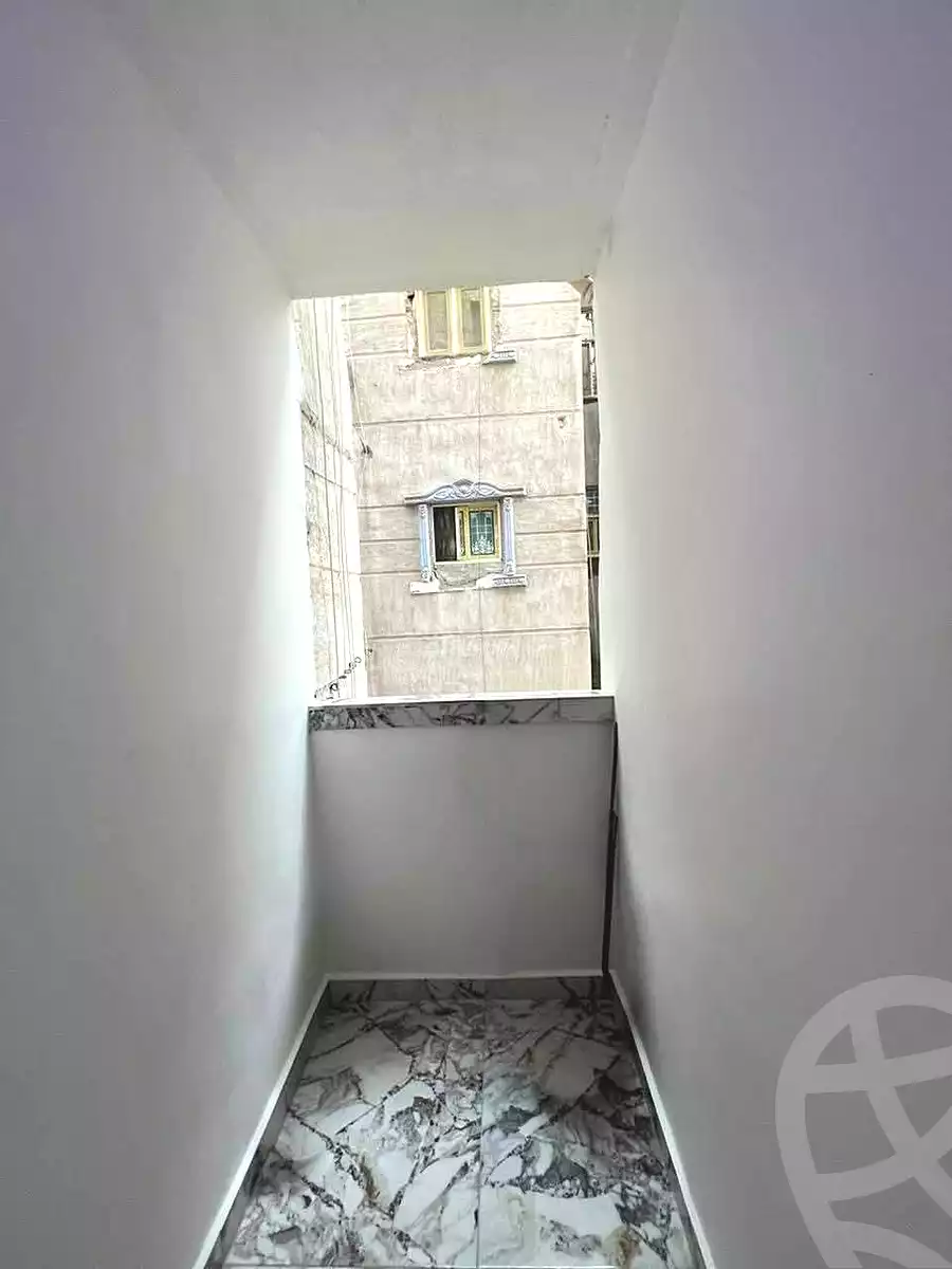 https://aqarmap.com.eg/ar/listing/7158483-for-sale-alexandria-al-agamy-lbytsh-al-kaada-st