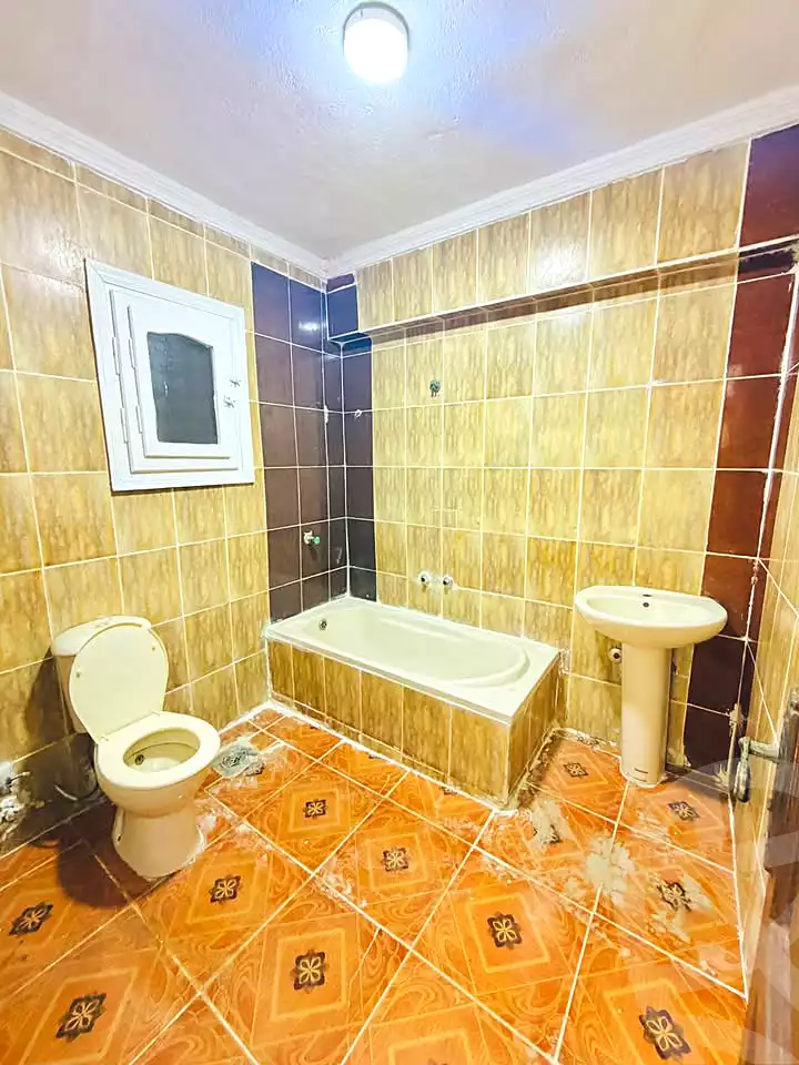 https://aqarmap.com.eg/ar/listing/7158586-for-sale-alexandria-al-agamy-shataa-el-nakheel