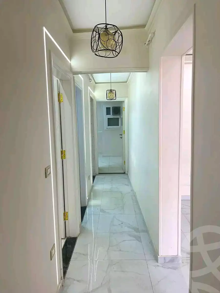 https://aqarmap.com.eg/ar/listing/7158599-for-sale-alexandria-el-asafra-l-sfr-bhry