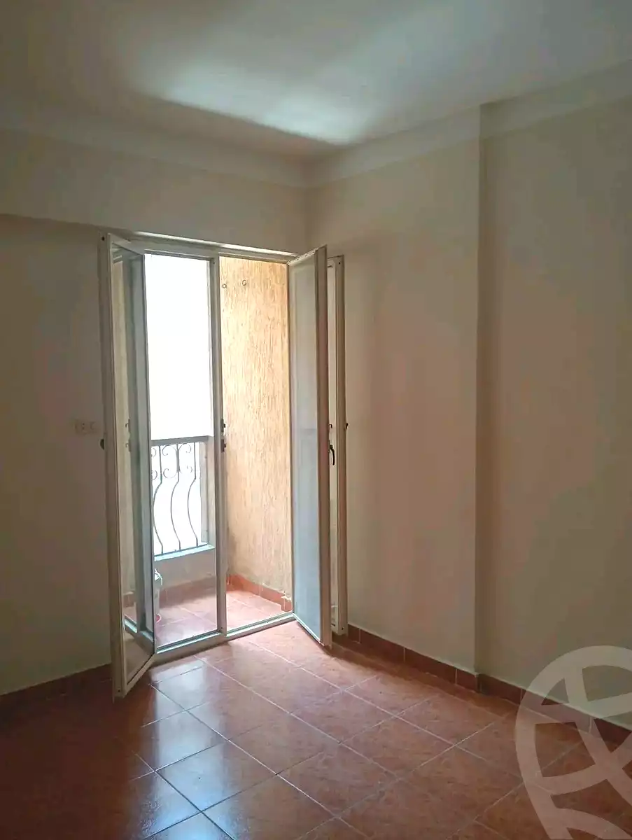 https://aqarmap.com.eg/ar/listing/7158985-for-rent-alexandria-lsywf-gardenia-compound