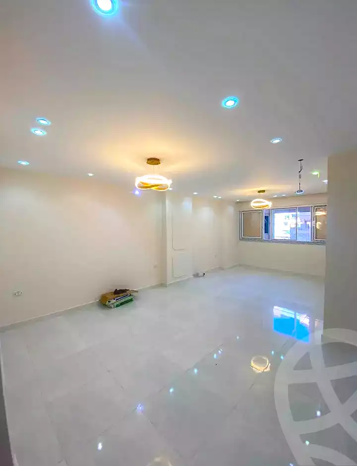 https://aqarmap.com.eg/ar/listing/7159074-for-sale-alexandria-al-agamy-lbytsh-bianchiii