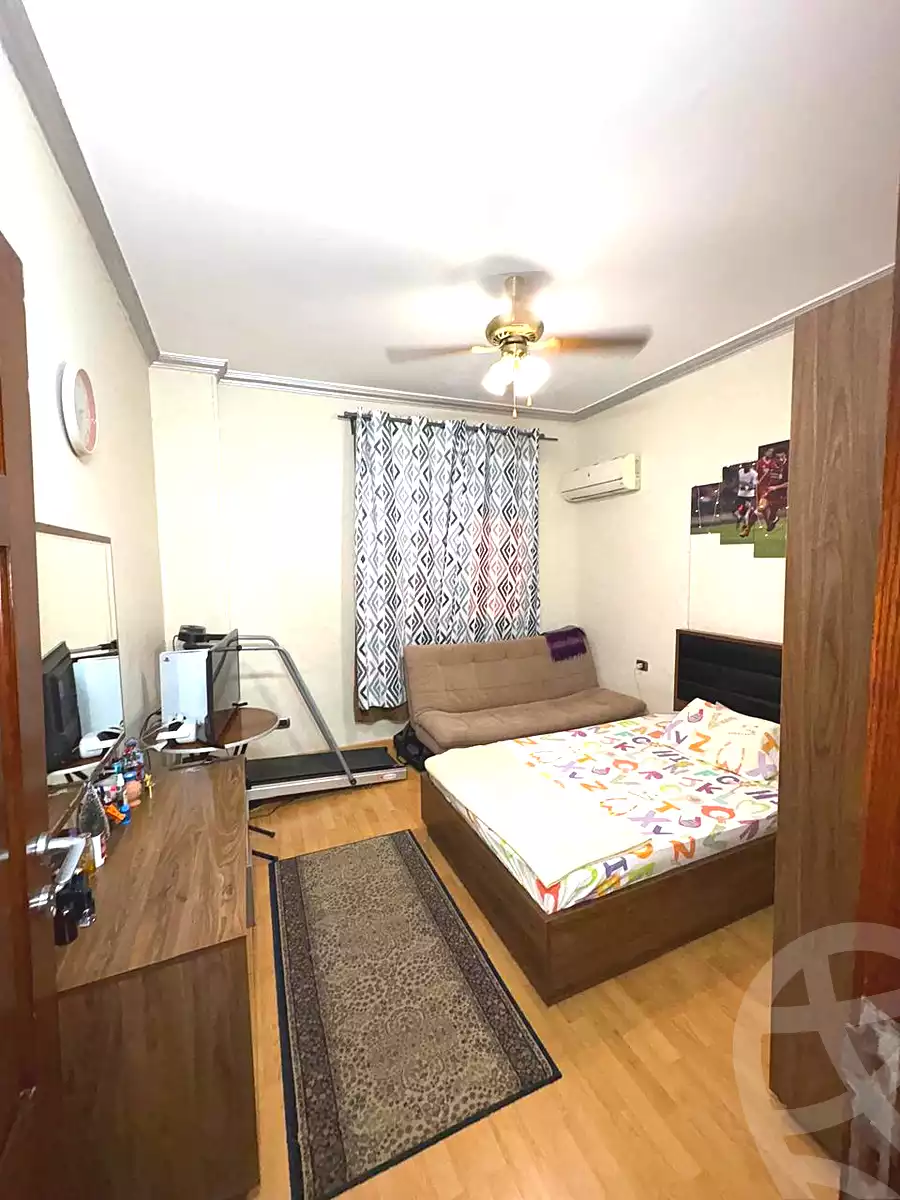 https://aqarmap.com.eg/ar/listing/7159167-for-sale-cairo-new-cairo-ganob-el-akadamiya-south-academy-d-abbas-mahmoud-el-akad-st