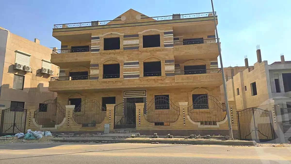 https://aqarmap.com.eg/ar/listing/7159255-for-sale-cairo-new-cairo-gharb-el-golf-emtedad-gharb-el-golf