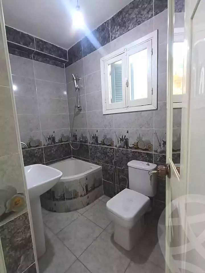 https://aqarmap.com.eg/ar/listing/7159333-for-rent-alexandria-al-agamy-lbytsh-al-samalehy-1-st