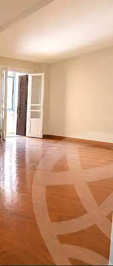 https://aqarmap.com.eg/en/listing/7159389-for-rent-alexandria-kafr-abdo