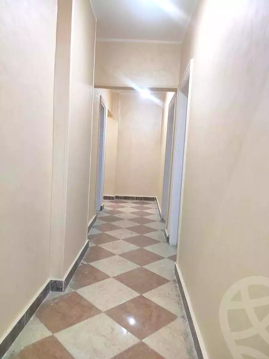 https://aqarmap.com.eg/ar/listing/7159463-for-sale-cairo-helwan-helwan-el-sharkeya-latif-basha-st