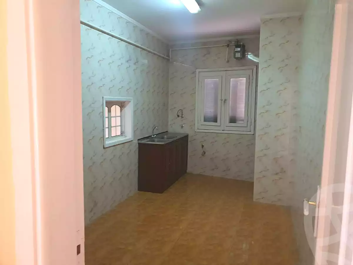 https://aqarmap.com.eg/ar/listing/7159567-for-rent-cairo-6th-of-october-el-ahyaa-neighborhood-8th-el-tahrir-rd