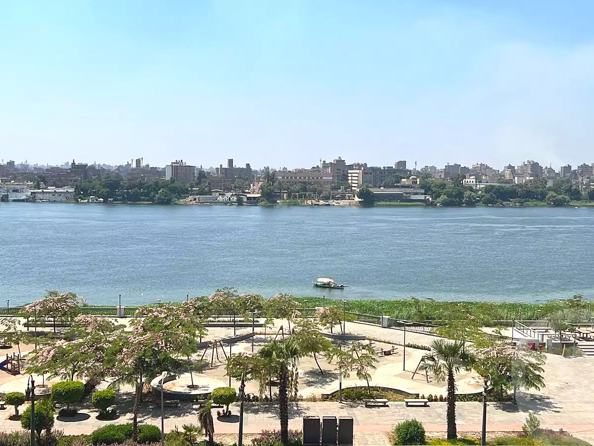 https://aqarmap.com.eg/ar/listing/7149778-for-sale-cairo-shoubra-corniche-el-nile-st