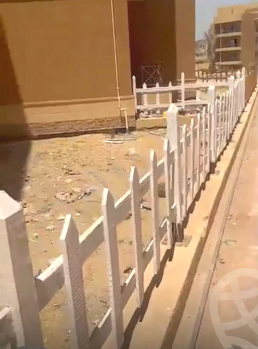 https://aqarmap.com.eg/ar/listing/7159710-for-sale-cairo-el-sheikh-zayed-city-compounds-el-khamayel