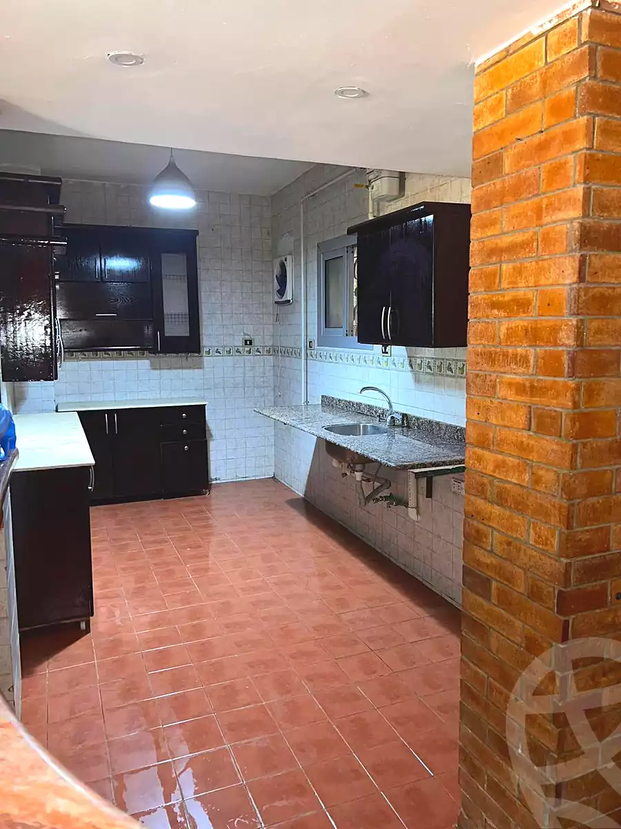 https://aqarmap.com.eg/ar/listing/7159967-for-sale-cairo-6th-of-october-el-ahyaa-neighborhood-2nd-divided-from-al-kafrawei-st