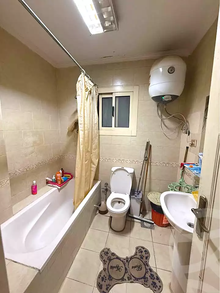 https://aqarmap.com.eg/en/listing/7160260-for-sale-alexandria-el-asafra-al-kokh-st