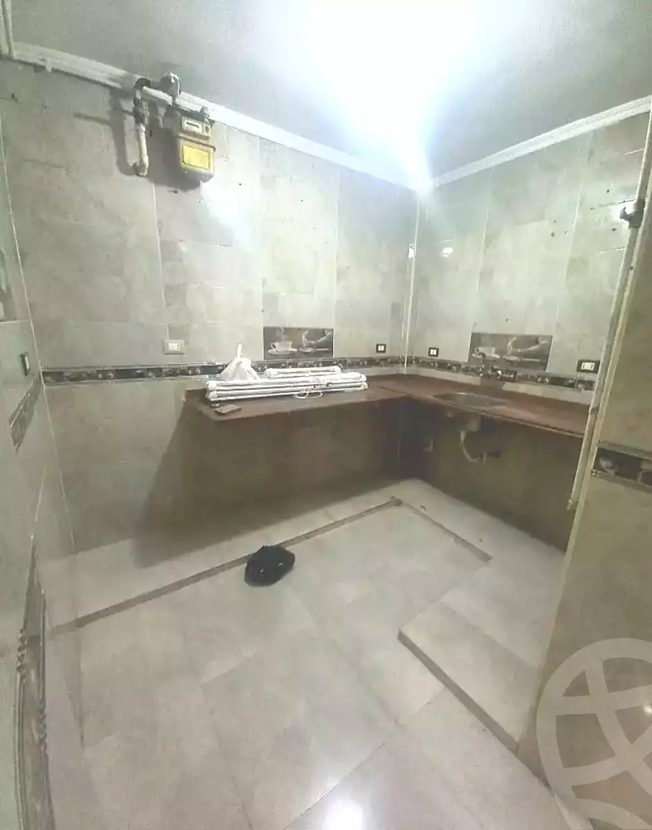 https://aqarmap.com.eg/ar/listing/7160255-for-sale-alexandria-sydy-bshr-sydy-bshr-bhry