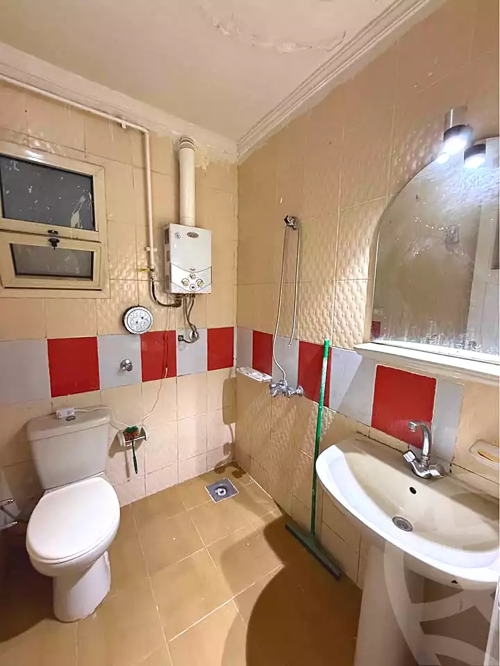 https://aqarmap.com.eg/en/listing/7160385-for-sale-alexandria-el-asafra-ahmed-tiesser-st