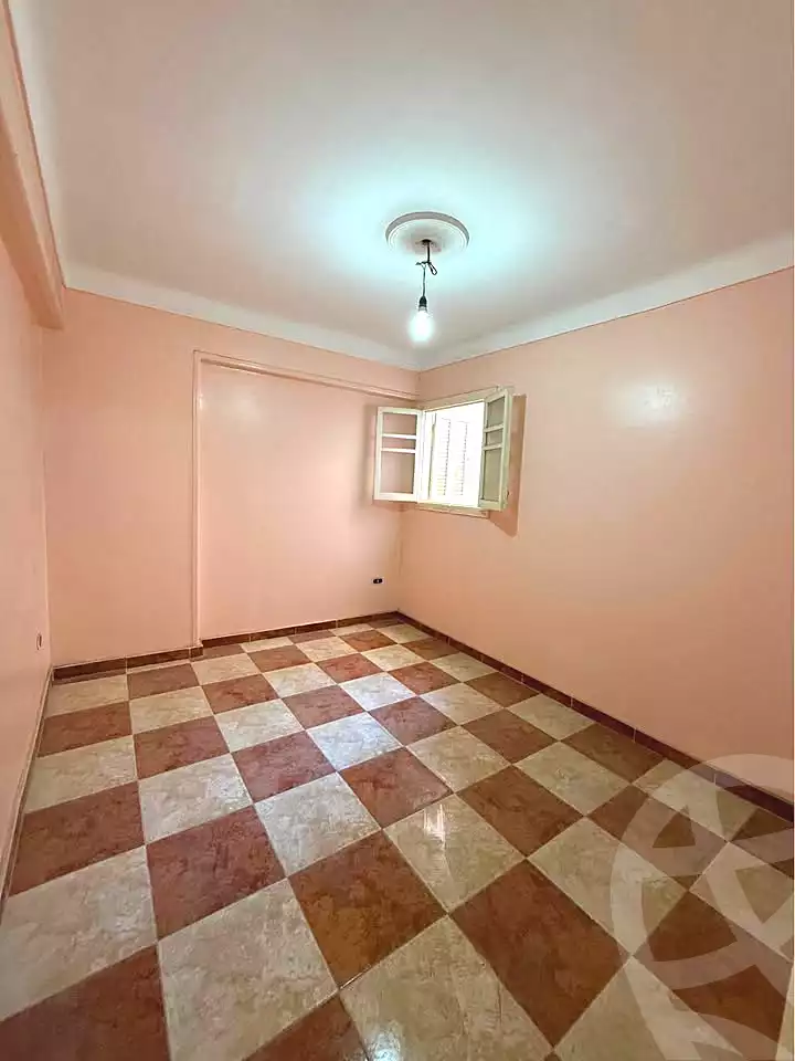https://aqarmap.com.eg/ar/listing/7160397-for-sale-alexandria-sydy-bshr-sydy-bshr-qbly-salah-el-din-st
