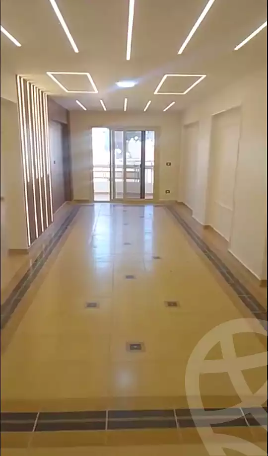 https://aqarmap.com.eg/ar/listing/7160408-for-sale-alexandria-miami-el-gaish-rd-st