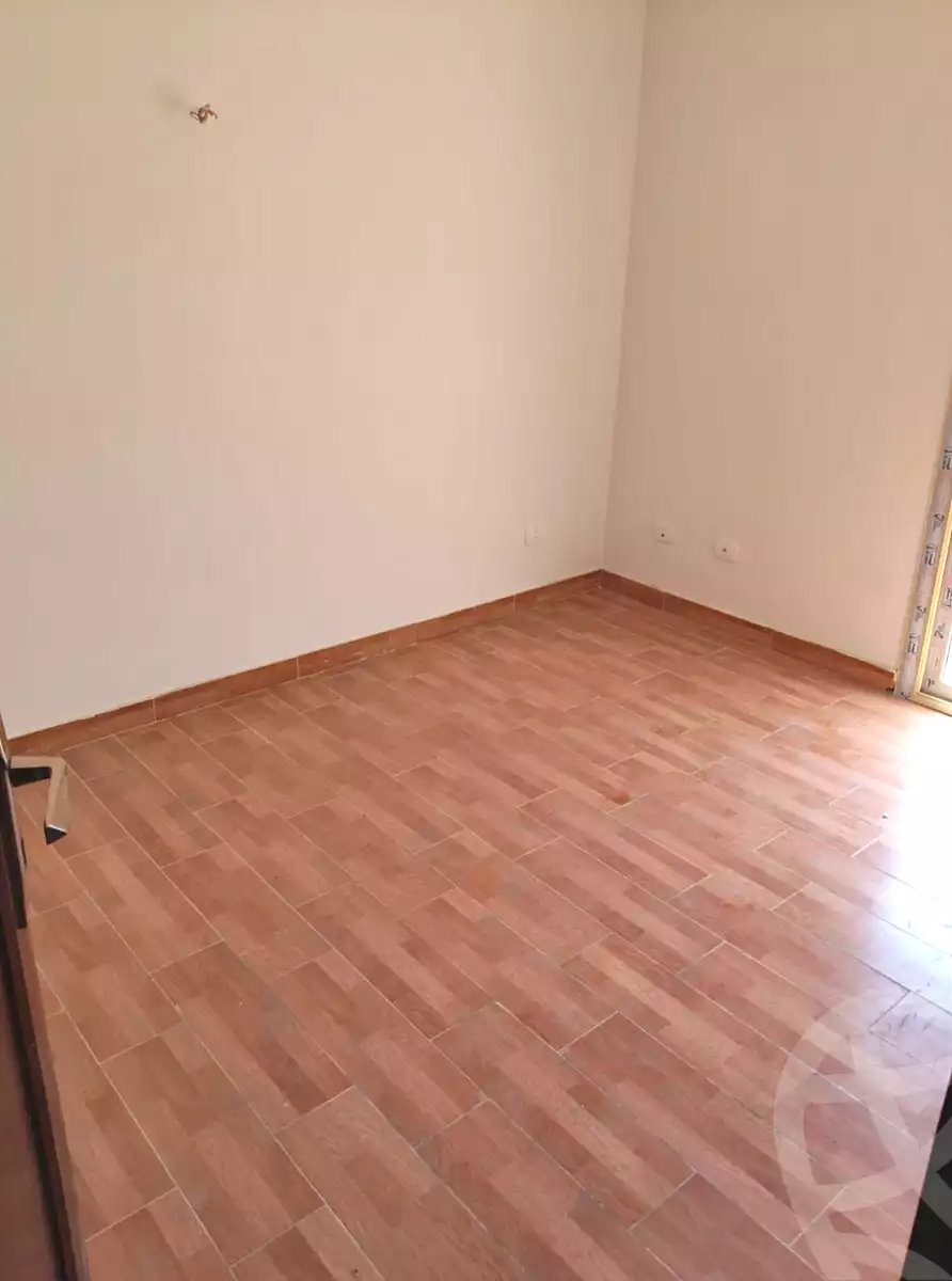 https://aqarmap.com.eg/ar/listing/7160797-for-rent-cairo-new-cairo-90th-street-90th-after-auc