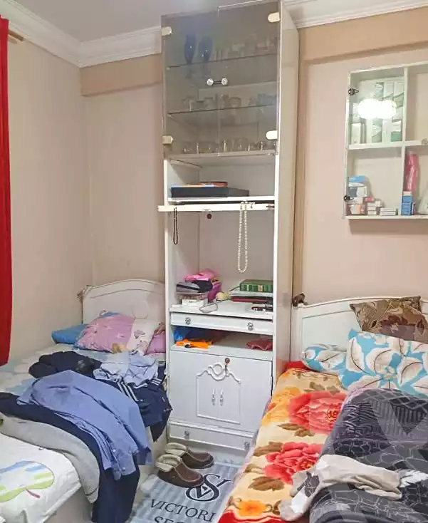 https://aqarmap.com.eg/ar/listing/7160846-for-sale-alexandria-sydy-bshr-shr-mlk-hfny