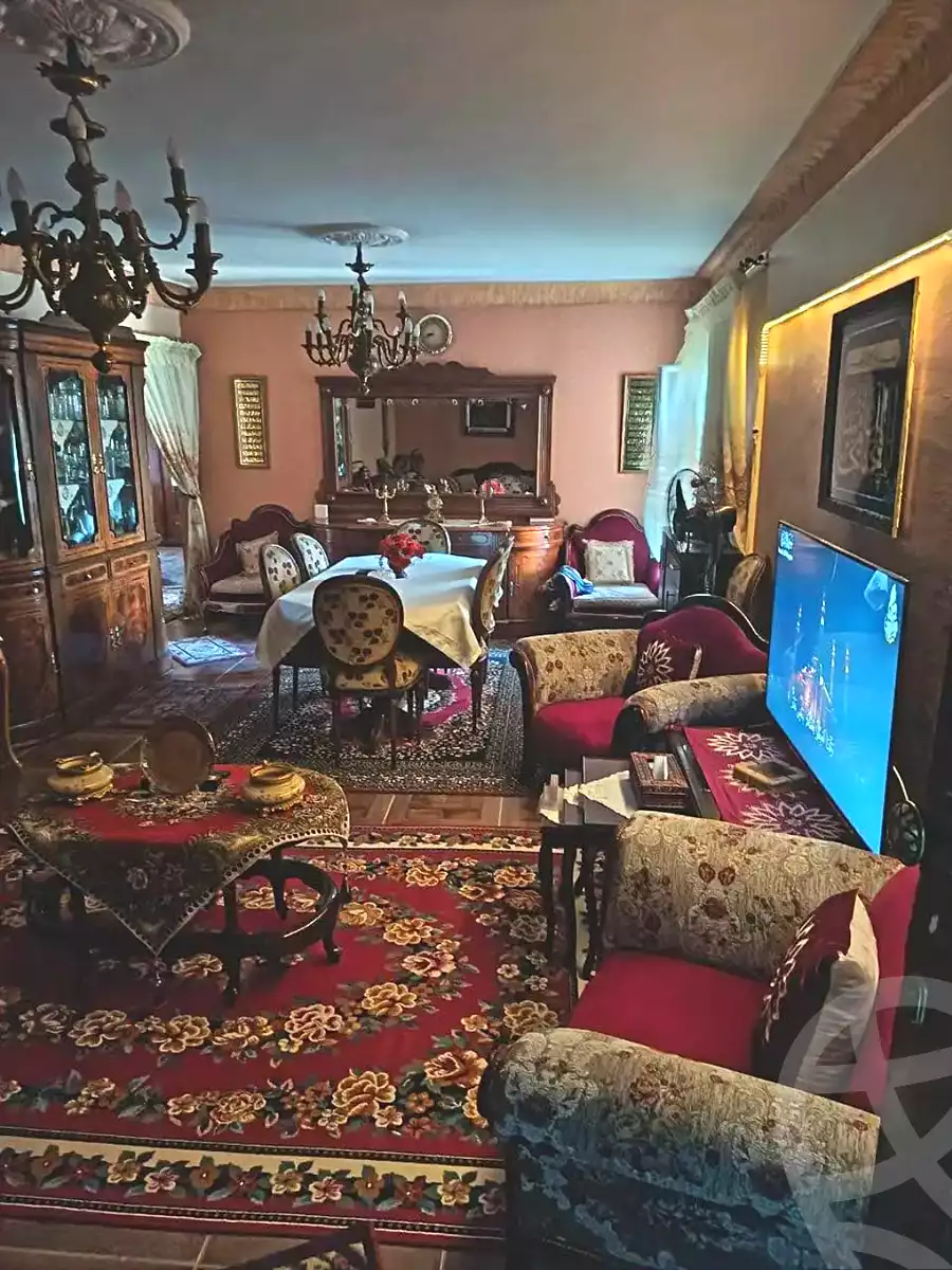 https://aqarmap.com.eg/ar/listing/7161169-for-sale-alexandria-moharram-bey-kanal-al-mahmoudeya-al-bahri-st