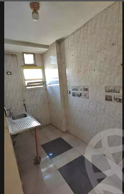 https://aqarmap.com.eg/ar/listing/7161263-for-sale-cairo-helwan-helwan-el-sharkeya-mostafa-safwat-st