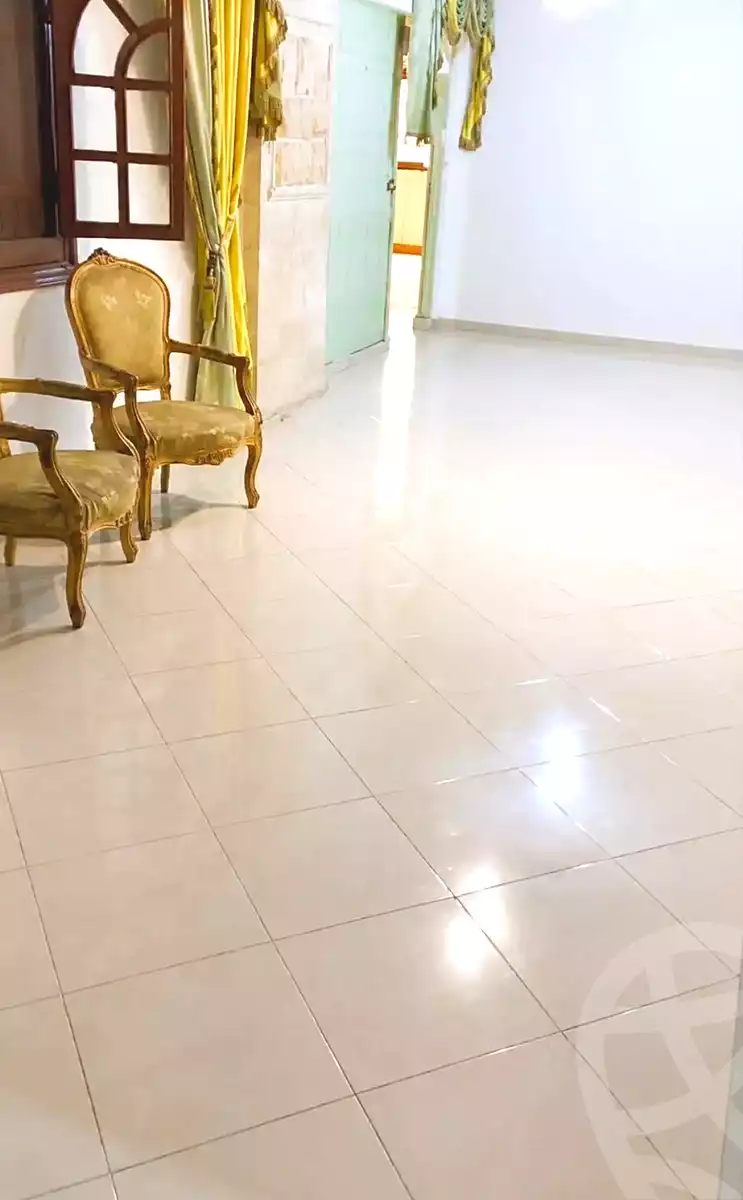 https://aqarmap.com.eg/en/listing/7161625-for-rent-alexandria-ganaklis
