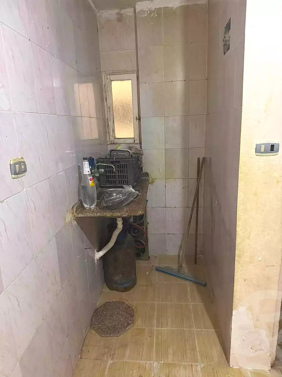 https://aqarmap.com.eg/en/listing/7161844-for-sale-alexandria-al-agamy-el-hanouvel